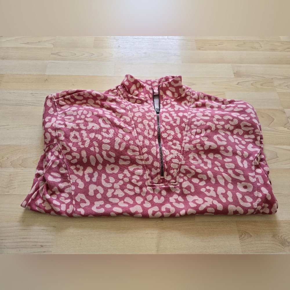 Rise By Lularoe Half Zip Pink Leopard Print Sweatshirt With Thumbholes Size L